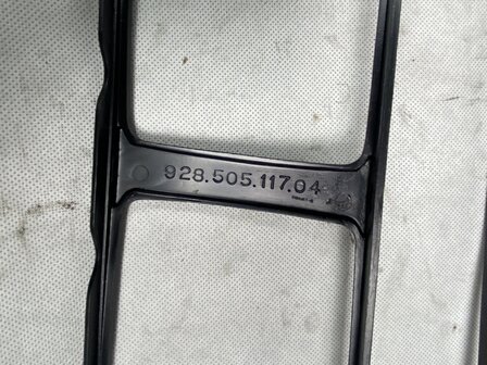 928 afdekking verstralers in bumper
