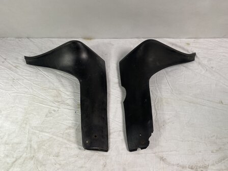 924 Rear wheel covers