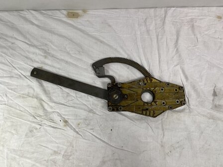 Window Cross arm Porsche 928 left