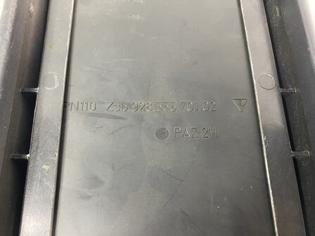 928 Cassettebox / armleuning zwart