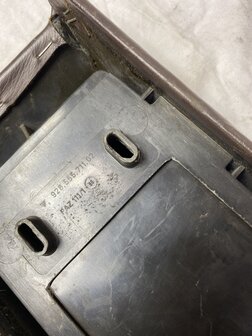 928 Cassettebox / armleuning  bruin
