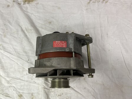 924S  Dynamo 90 amp gereviseerd