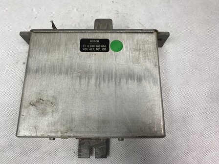 924 Turbo computer  ECU  /  911 ECU  USA tot 1980