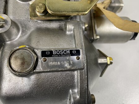 911 E 2.4 liter MFI inspuitpomp gereviseerd  (Bosch 014)