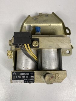 964 C4 Regelklep Qeur en langs sper 
