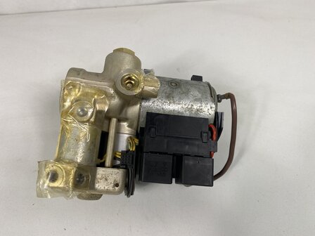 964 C2 / C4 ABS pomp 
