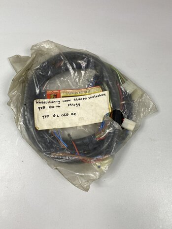 NOS 928 kabelstreng voor Stereo versterker M494