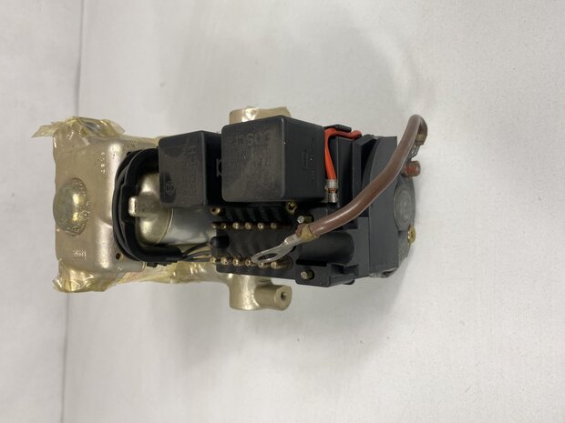 964 C2 / C4 ABS pomp 