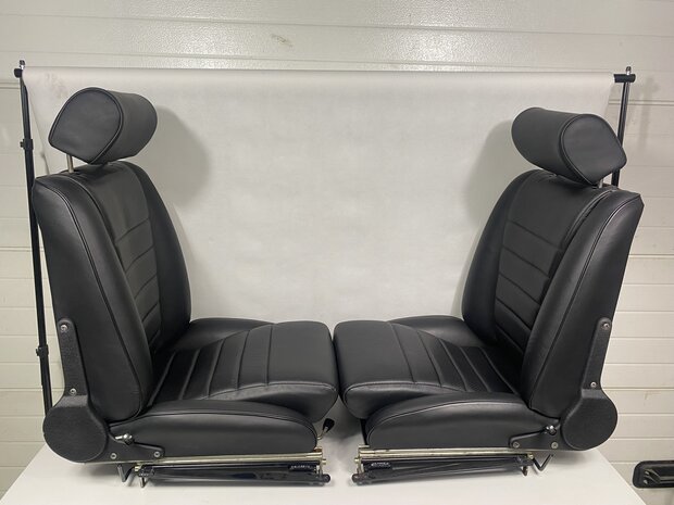 911 S & Carrera RS  Recaro  1970-1973 stoelenset (L&R) gerestaureerd zwart leder (alleen Afhalen)