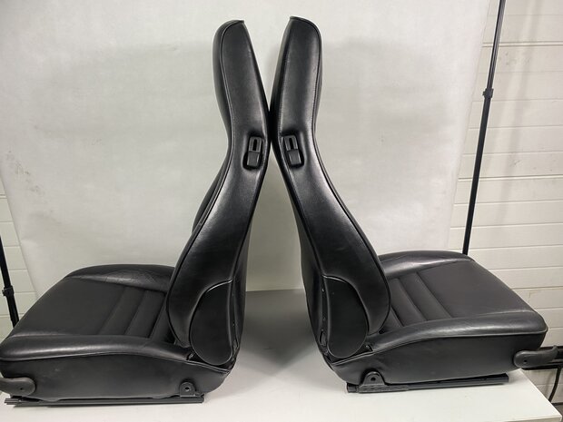 911 Comfort stoelenset L  & R zwart leder (Alleen afhalen)